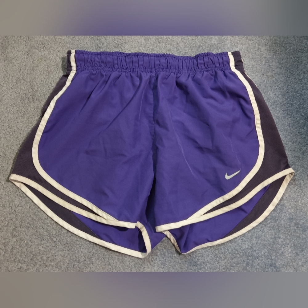 Nike Dri-Fit Purple Athletic Shorts (M) - Picture 4 of 4
